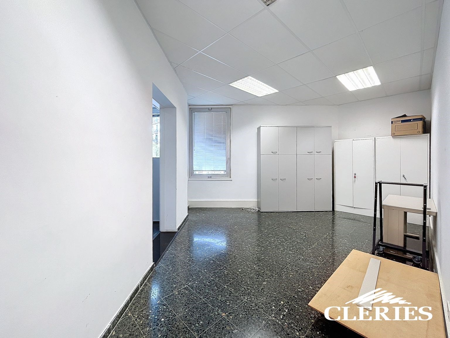 /RealEstateImages/6603/Oficinas_Alquiler_SagradaFamilia_Barcelona_16 [Resolucion de Escritorio].jpg